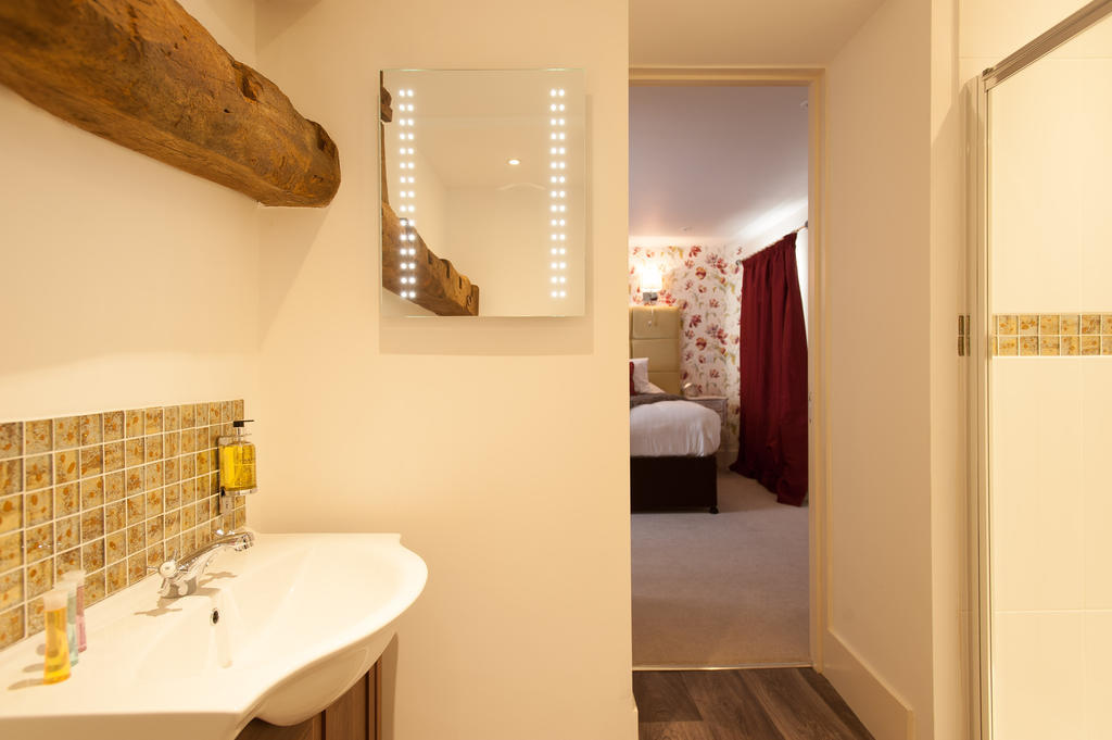 The Wychwood Inn Shipton under Wychwood Habitación foto